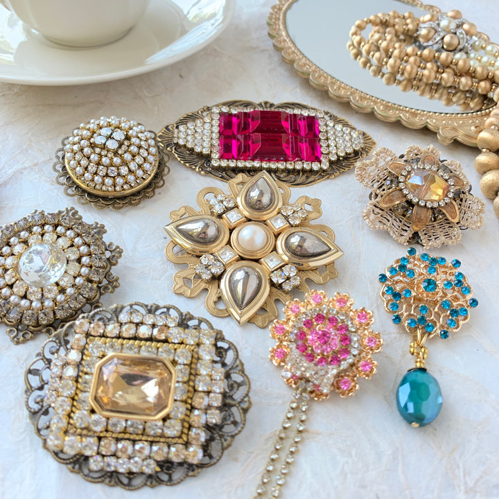 Brooches & Pins