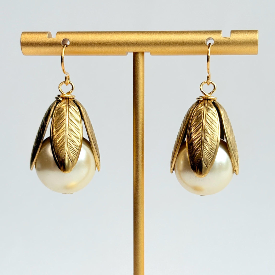 Lenora Dame Bead Cap Earring in Cream Pearl