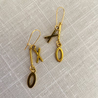 Gold XOXO earrings for women. Dainty gold earrings. Valentines earrings. 