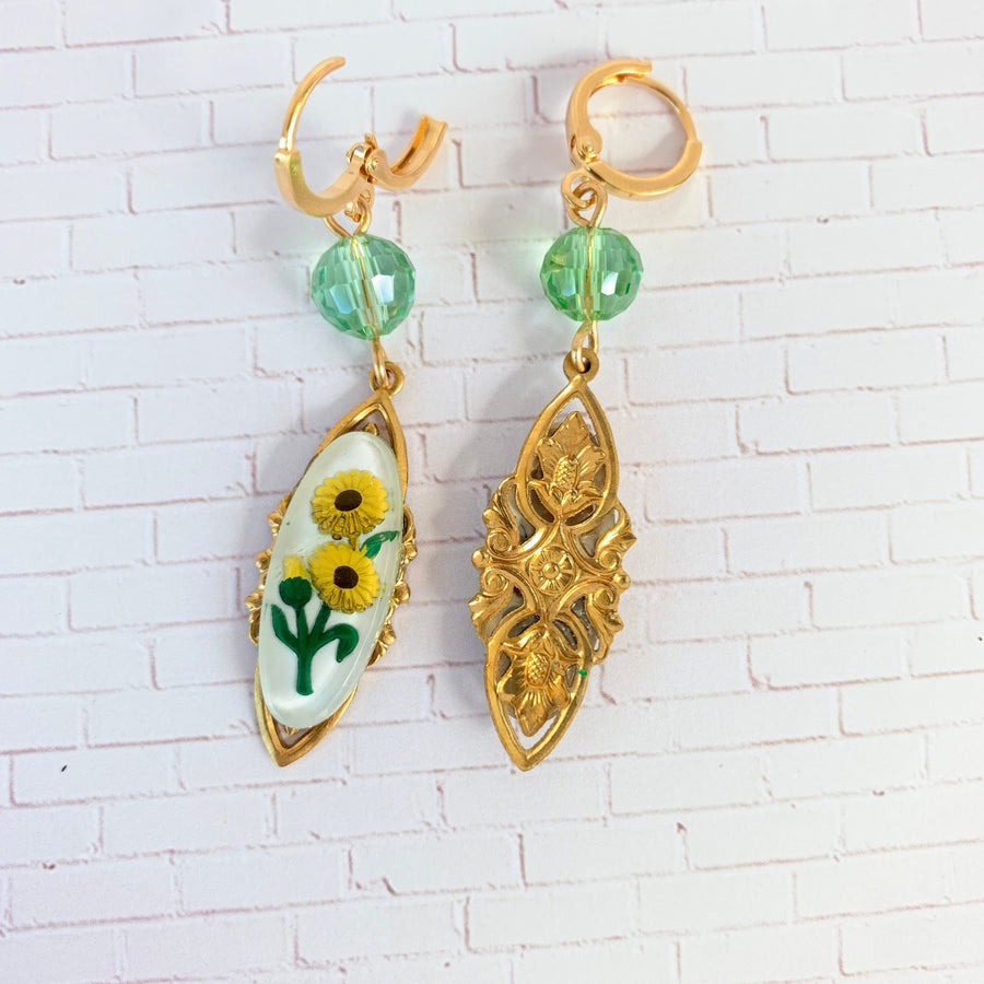 Lenora Dame April Showers Earrings in Chrysanthemum